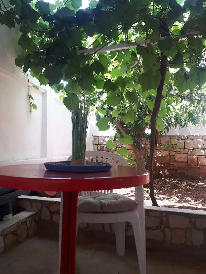 Grandpa Beach House Slatine