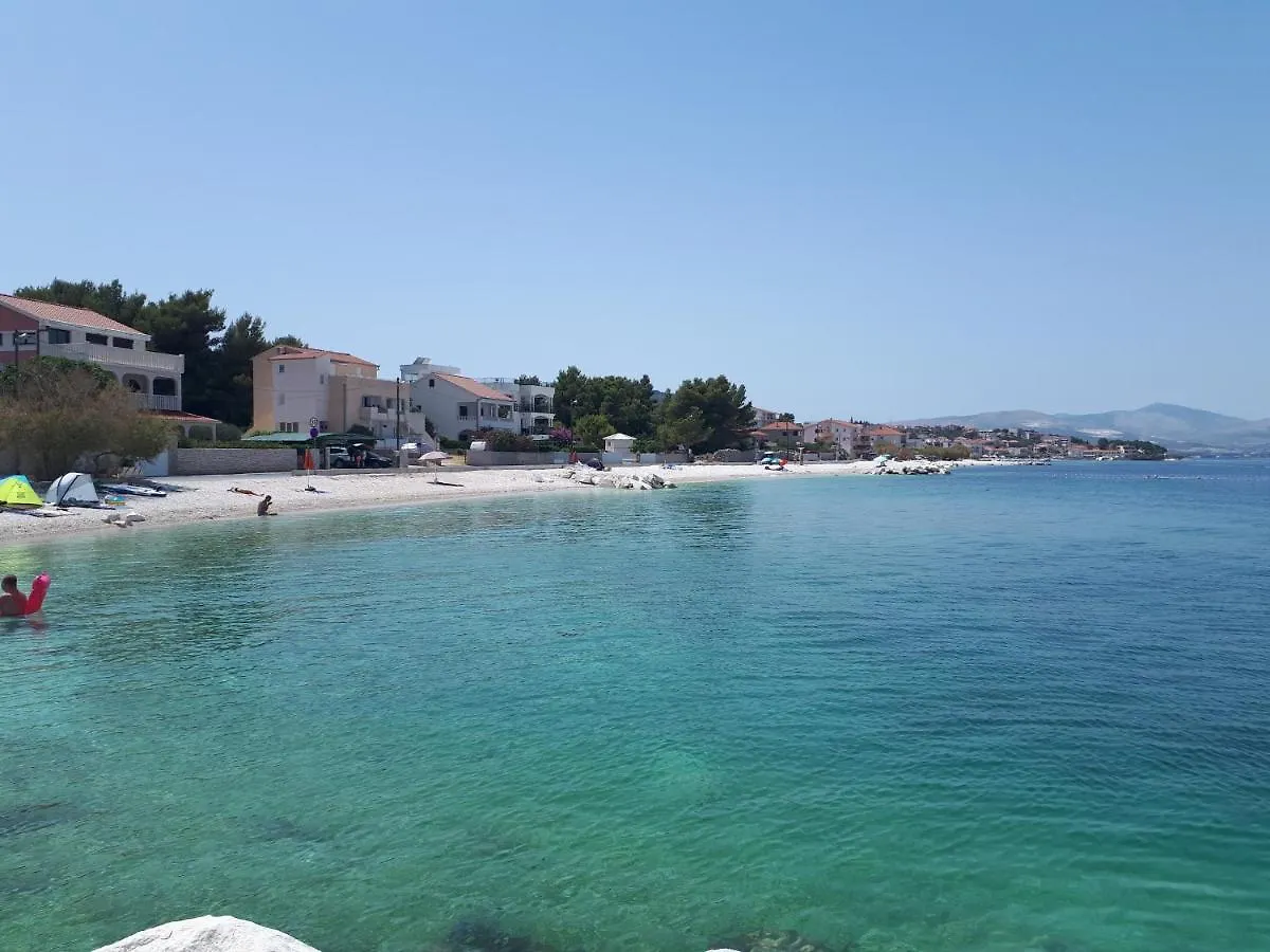 Grandpa Beach House Slatine 0*,  Croatia